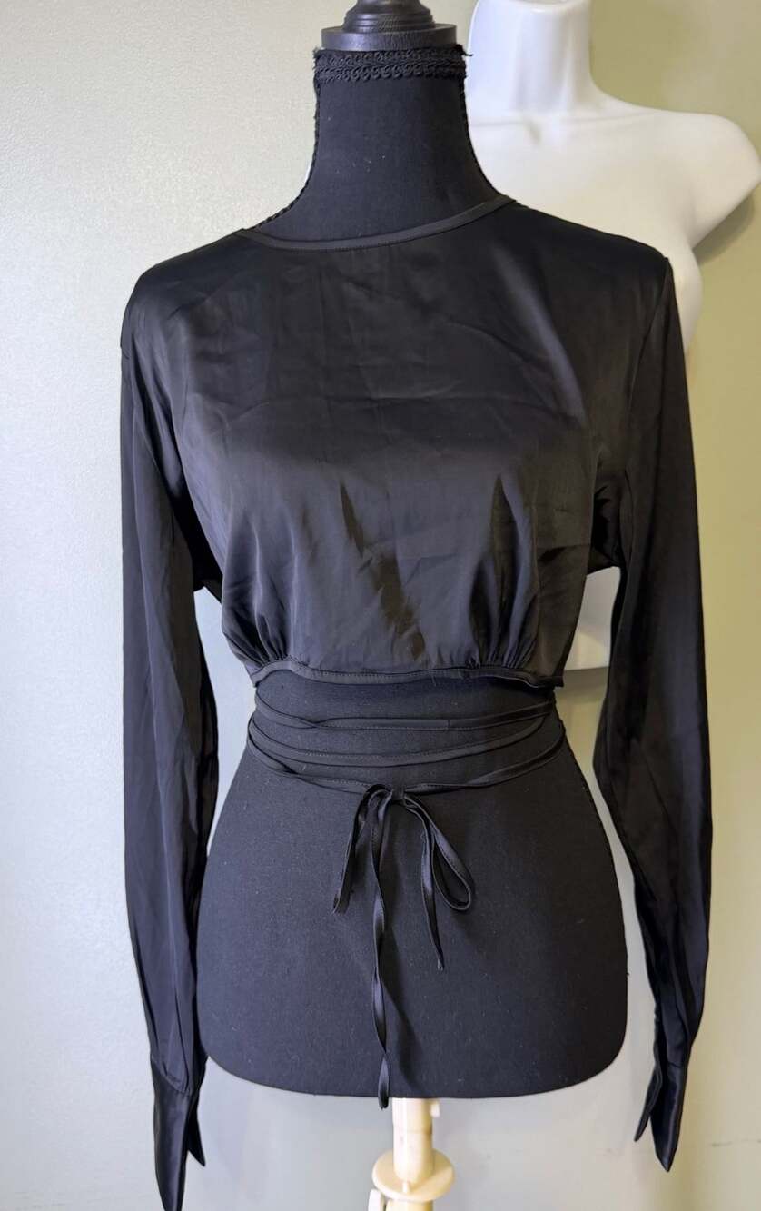 Sans Souci Long Sleeve Crop Top Size L Black